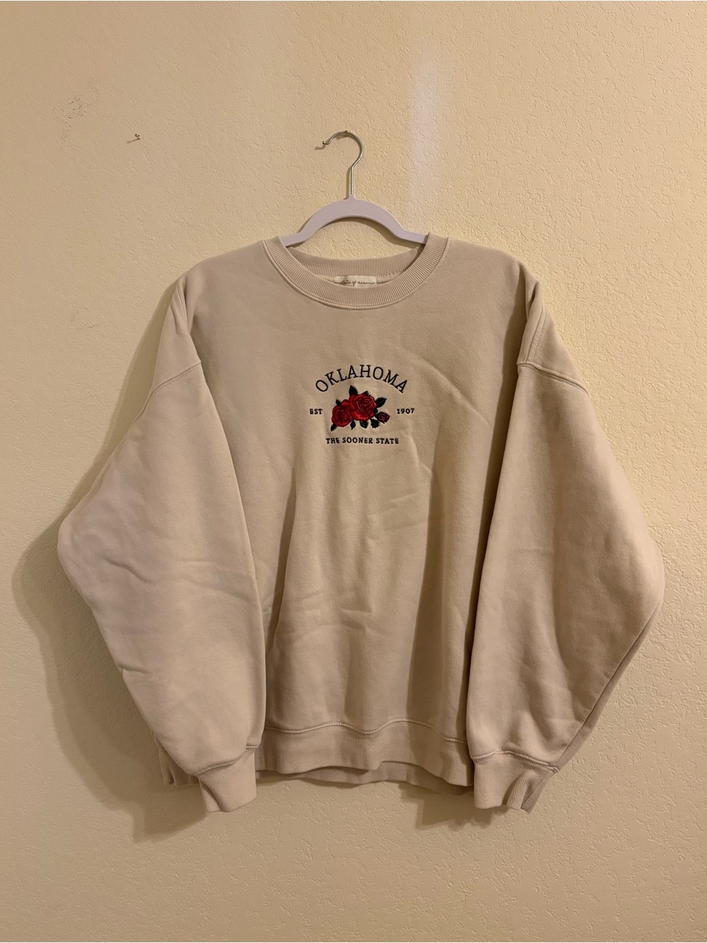 State of Mind Oklahoma Rose Crewneck Sweatshirt - Cream